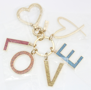  new goods unused Victoria Secret VICTORIA'S SECRET key holder LOVE Heart charm colorful multicolor red Gold 