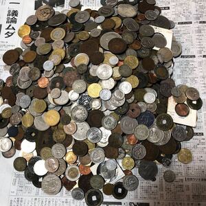 外国硬貨 コイン 未選別 大量 古銭 8kg 日本 欧米 アジア 中国 オセアニア 銀貨 世界のコイン おまとめ 1円スタート