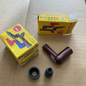 NGK レジスタープラグキャップ３個セット新品