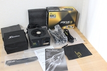 ★美品！Seasonic FOCUS 650 Gold(SSR-650FM) 650W 80PLUS GOLD認証 ATX電源ユニット セミプラグイン★_画像1