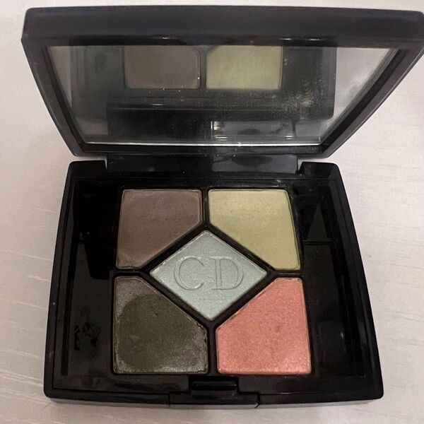 Dior ディオール サンク クルール アイシャドウ