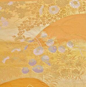 ◆琳花◆ 正絹帯はぎれ 橙に菊・萩・紅葉 31.5×76 古布 帯はぎれ しっかりめの袋物に 敷物に テーブル回りの小物に