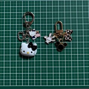 キーホルダー キティちゃん ミッキー ④