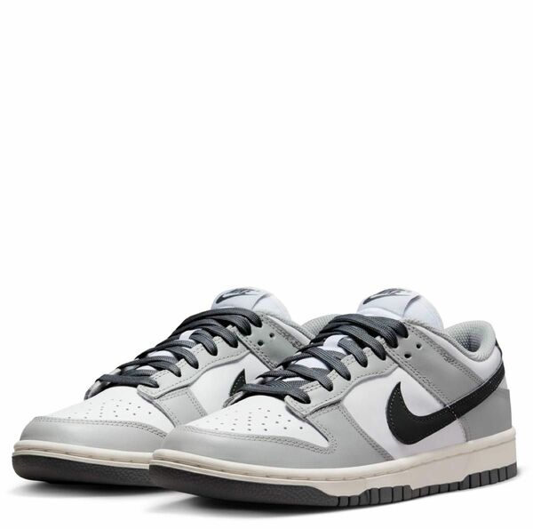 Nike WMNS Dunk Low White Light SmokeGrey 新品箱、タグ付き　