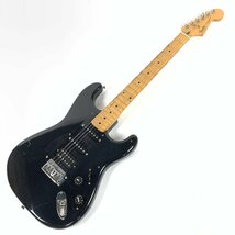 Fender Japan フェンダー STRATOCASTER エレキギター シリアルNo.E946706 黒系★現状品_画像1