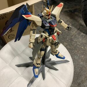 フリーダムガンダム ガンプラ ガンダム プラモデル 完成品 ジャンク　MG バンダイ