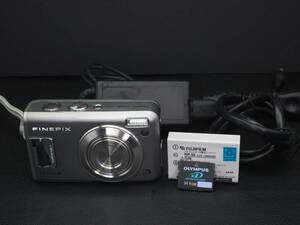 ★美品 FUJIFILM Finepix f31FD コンパクトカメラ★