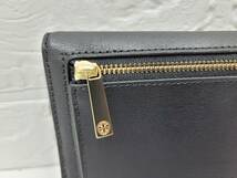 11754■TORY BURCH　（トリーバーチ）　三つ折り財布　黒　レザー　ブラック　メンズ・レディース　未使用保管品_画像6