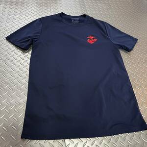 US 米軍放出品　Tシャツ　MARINES ネイビーブルーランニング　スポーツ　MEDIUM (INV B#01)