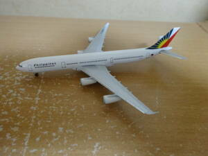 1/500　ヘルパ　フィリピン航空　A340-300