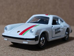 ◆ベトナム製トミカ/イベントモデル(1/61)◆ポルシェ・911S(白)◆箱なし/ルース/ほぼ美品★夢屋VT033★