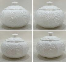 B4A315◆ ウェッジウッド WEDGWOOD カントリーウェア ホワイト色 ティーポット シュガー クリーマー デミタスカップ＆ソーサー 計5点セット_画像4