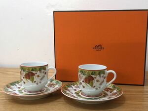 D4A008◆美品◆ エルメス HERMES ピタゴラス イチゴ 花 果実柄 デミタスカップ&ソーサー 2客セット 箱付き