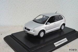 VW POLO 1/24 ミニカー 非売品 ポロ フォルクスワーゲン シルバー