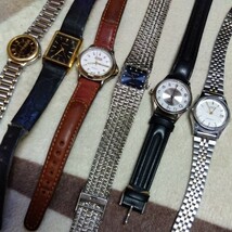 メーカいろいろ女性腕時計、電池切れベルトの悪いのも有ります。ノークレーム、ノーリタイ 腕時計 でよろしくお願いいたします_画像1
