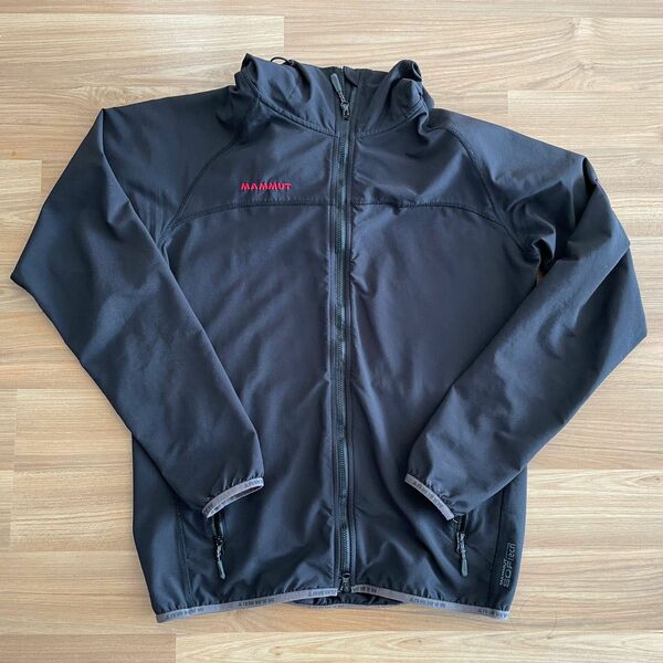 MAMMUT SOFTECH GRANITE HOODED JACKET 黒 メンズ Mサイズ