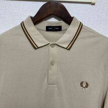 FRED PERRY（フレッドペリー）The Fred Perry Shirt - M3636 ポロシャツ　ベージュ　長袖_画像3