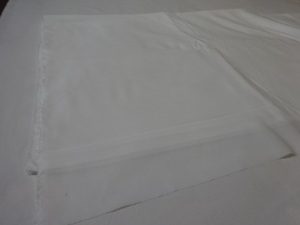 日本製　綿　100％　生地　薄　４ｍ　F295
