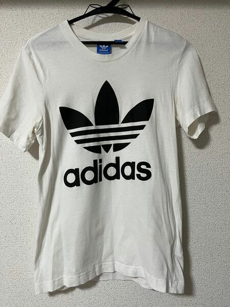 adidasTシャツ!