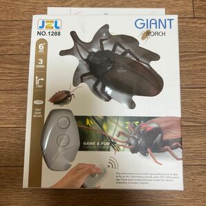 GIANT ROACH　電動　ゴキブリ　面白グッズ