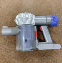 ジャンク ダイソン Dyson コードレスクリーナー SV07 充電式 充電器 掃除機 部品取り 引取歓迎 茨城県常陸大宮市 240130か1 160 A2_画像4