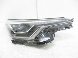 即決あり ジャンク トヨタ CHR C-HR NGX50 ZYX10 中期 純正 右 LED ヘッド ライト ユニット KOITO 10-111 打刻 7 (B037454)