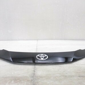  PRIUS プリウス ZVW60 ZVW65 MXWH60 MXWH65 純正 フロント バンパー アッパー パネル ガーニッシュ ブラック 218 52111-47020 (B037751)の画像1