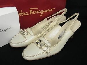 ■新品同様■ Salvatore Ferragamo フェラガモ ガンチーニ レザー ヒール パンプス 5 1/2 (約23.0cm) 靴 シューズ アイボリー系 CD0488