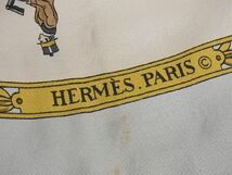 1円 HERMES エルメス LA PROMENADE DE LONGCHAMPS【ロンシャンへの散歩】カレ90 シルク スカーフ ストール ライトブルー系 AT7234_画像4