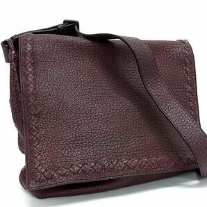 ■新品同様■ BOTTEGA VENETA ボッテガヴェネタ レザー クロスボディ ショルダーバッグ 斜め掛けかばん メンズ ボルドー系 AS4342の画像1