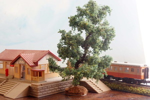 鉄道、建築模型　ジオラマ　樹木　松（大）