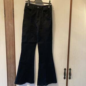 GRL ブラック　フレア　ストレッチ　デニム　パンツ　サイズ　XS