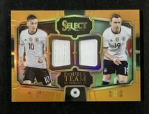 PANINI 2017-18 SELECT MESUT OZIL MARIO GOTZE メスト エジル マリオ ゲッツェ ドイツ代表 75枚限定 オレンジ コンボジャージカード_画像1