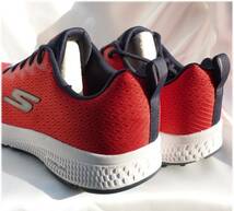 新品25cm(24.5cm相当)スケッチャーズ Skechers 赤ランニングシューズ軽量メンズスニーカー GO RUN ゴーランレッド_画像5