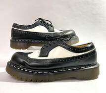 Dr.Martens 5EYE BROGUE SHOES 10458 ドクターマーチン ウィングチップシューズ バイカラー レザーシューズ UK8 ブラックホワイト 正規品_画像3