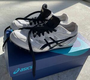 asics陸上スパイク　アシックスホワイトブラック22.5cm