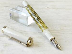 【未使用】 ペリカン 万年筆 M400 ホワイトトータス ペン先14C-585 pelikan インク付き 筆記具