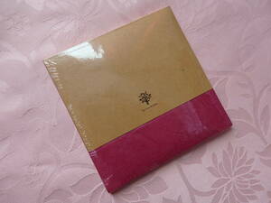  water . san mizushima Thai. glasin pink & orange color. glasin memory pad 