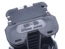 【Y3】カメラ用ストラップ + バッテリーホルダー MS-30 ( ともに Nikon F5 での使用品 )_画像3