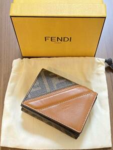 フェンディ/FENDI 財布 三つ折り