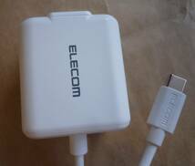 美品 ELECOM エレコム USB-C急速充電器 ACアダプター USB充電器 PD対応 MPA-ACCP16 ASPD6 5V 3A 9V 2.22A 白 ホワイト USB-Cケーブル一体型_画像9