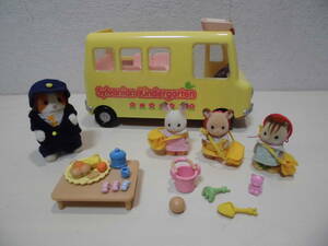 Sylvanian Families シルバニアファミリー わくわくようちえんバス +運転手さん＋幼稚園児お友達3体セット EPOCH エポック社