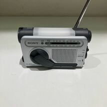 SONY ソニー 手回し充電 防災用ラジオ AM FM ポータブルラジオ ICF-B03 非常用ネックライト　panasonic BF-AF10 可動品　_画像6