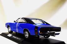 新品マイスト1/18【Maisto】■1969年式 Dodge Charger R/T /希少色■ミニカー/ポルシェ/BMW/アウディ/シボレー/ランボルギーニ/_画像3