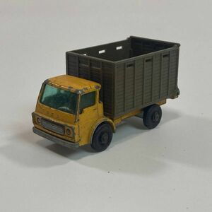 【レトロミニカー】レズニー マッチボックス/LESNEY MATCHBOX No.37 CATTLE TRUCK 家畜運搬車 トラック 英国製