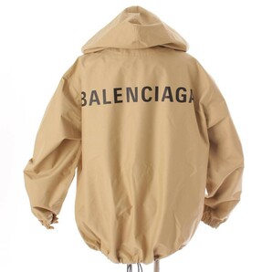 バレンシアガ マウンテンパーカー ベージュBALENCIAGA ナイロンジャケット レインコート パーカー ブルゾン ロゴ オーバーサイズの画像2