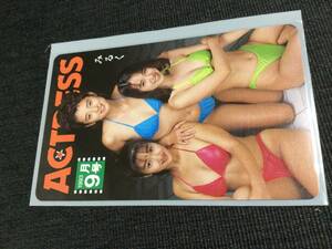 みるく　アクトレス　ビキニ水着巨乳セクシーテレカ　テレホンカード