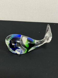 ガラス細工 カラフルなクジラ ホエール 置物 管理A2070 飾り物 コレクション インテリア小物 雑貨 クリスタルガラス ペーパーウェイト 