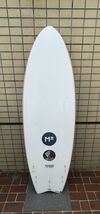 激安！グッドコンディション中古！MF CAT FISH 5'10” 37L CORAL FCS2 SOFT TOP構造 フィン付き_画像2