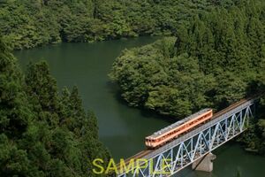 ☆90～00年代鉄道10jpgCD[国鉄色キハ58-1022＋キハ28-2371リバイバル急行奥只見、郡山駅構内で留置中のキハ23・53-200・58東北色]